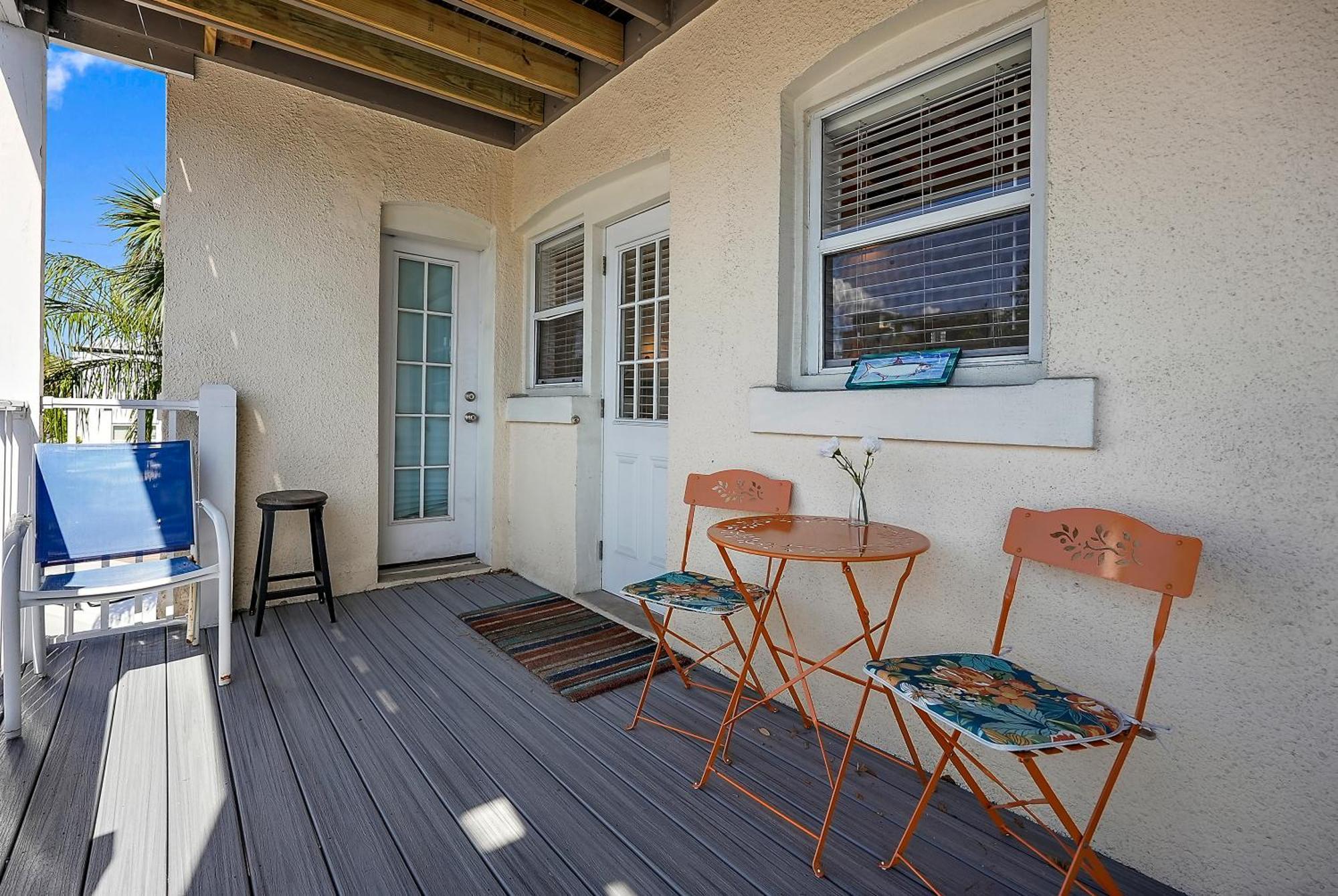 Wine-Dine-Sunshine Cozy Flat In The Heart Of Dtsp Villa Сейнт Питърсбърг Екстериор снимка